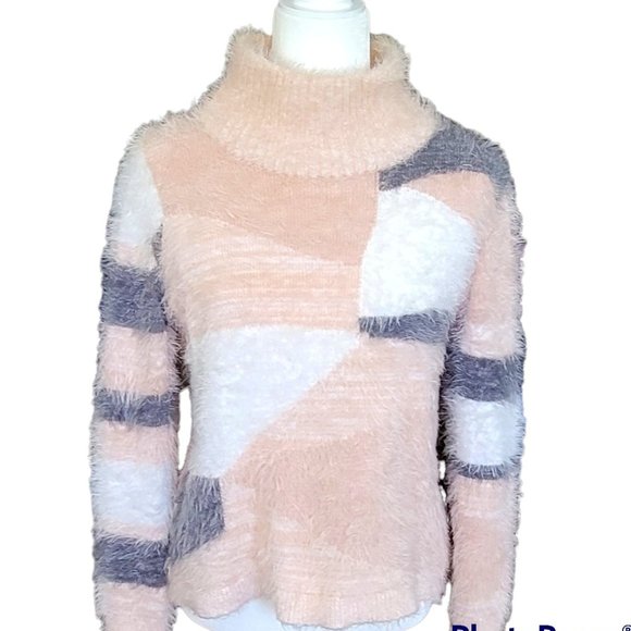 Vince Camuto Chunky Turtleneck Mixed Yarn Eyelash Intarsia Sweater - Picture 1 of 10